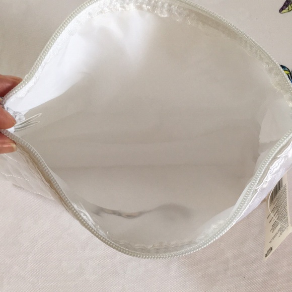 Bride Cosmetics Case - Picture 4 of 4